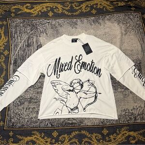 “Mixed emotion” White Long Sleeve 'Dispair my love' collection